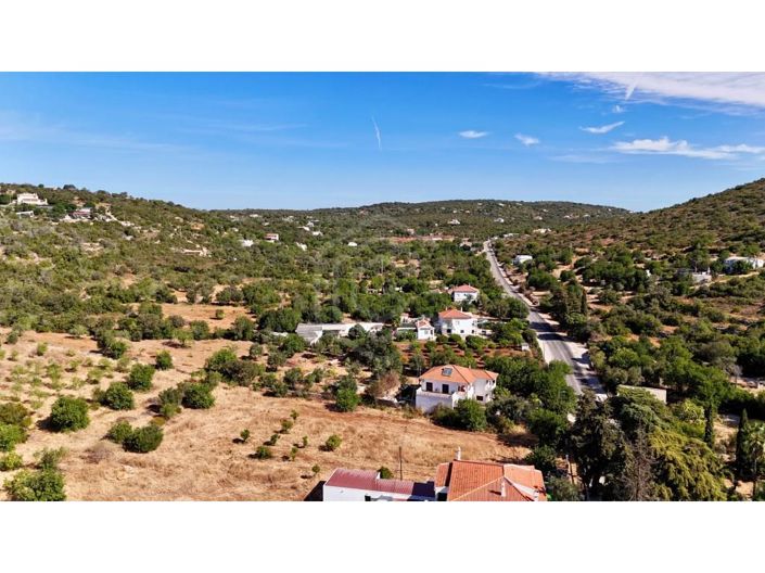 Image No.6-2 Bed House for sale