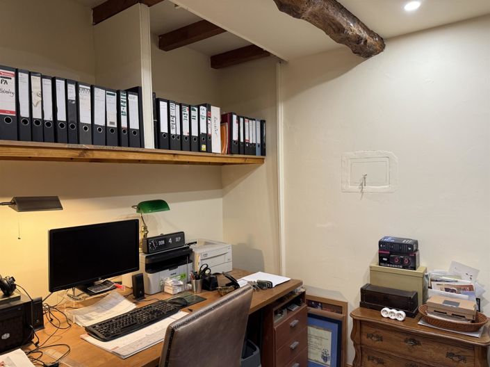 Image No.23-5 Bed House for sale