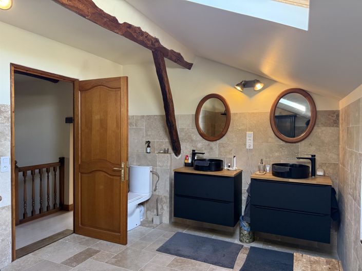 Image No.25-5 Bed House for sale