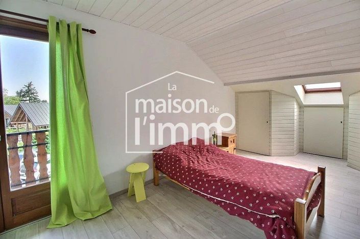 Image No.8-4 Bed House for sale