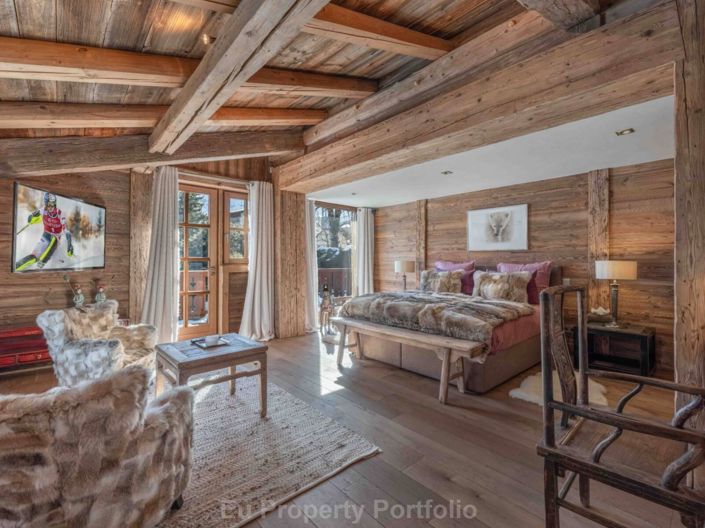 Image No.11-6 Bed House for sale