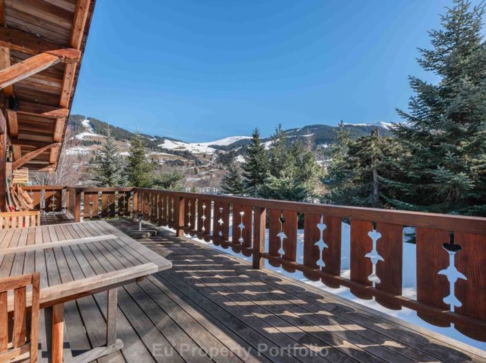 Image No.21-6 Bed House for sale