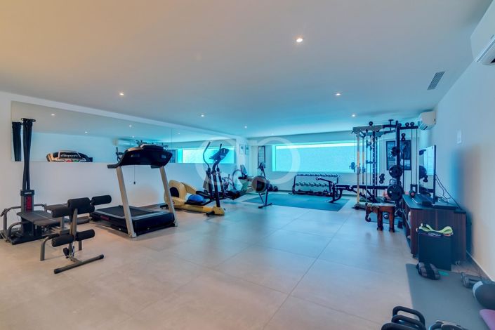 Image No.14-3 Bed House for sale