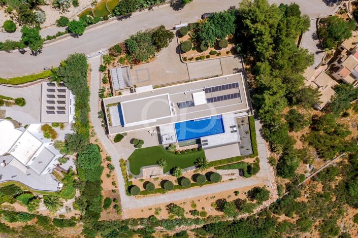 Image No.19-3 Bed House for sale