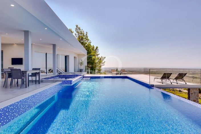 Image No.25-3 Bed House for sale