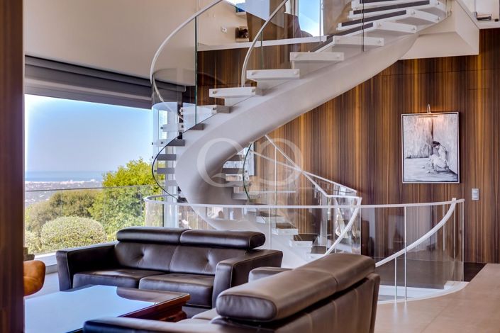 Image No.56-3 Bed House for sale