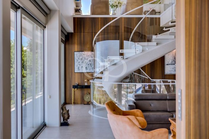 Image No.57-3 Bed House for sale