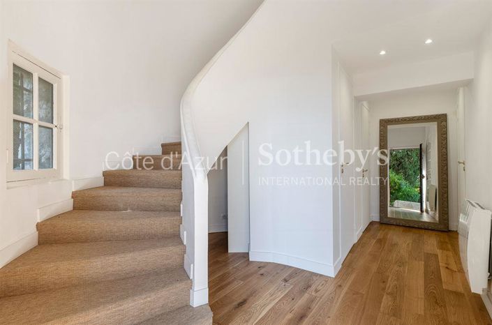 Image No.13-3 Bed House for sale