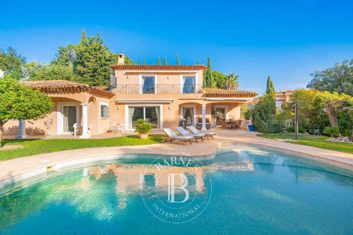 Image No.2-4 Bed House for sale