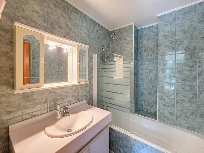 Image No.9-3 Bed Apartment for sale