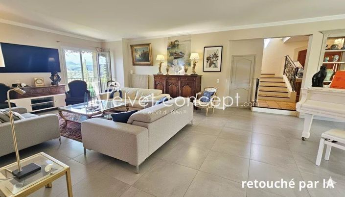 Image No.11-4 Bed House for sale