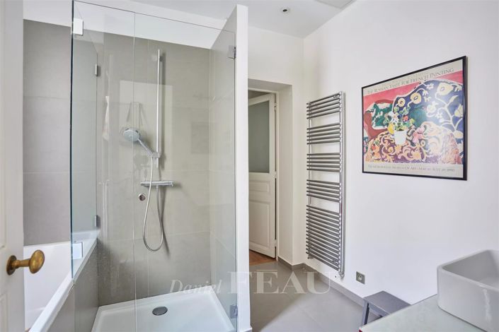 Image No.12-4 Bed Apartment for sale