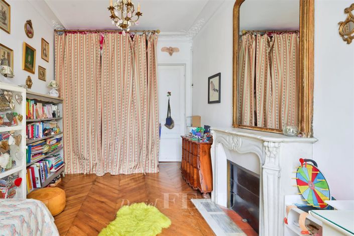 Image No.10-3 Bed Apartment for sale