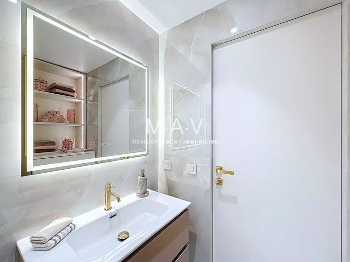 Image No.11-1 Bed Apartment for sale