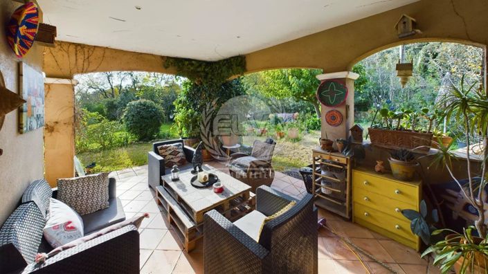 Image No.12-4 Bed House for sale