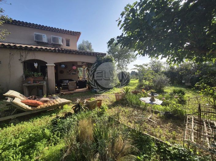 Image No.15-4 Bed House for sale