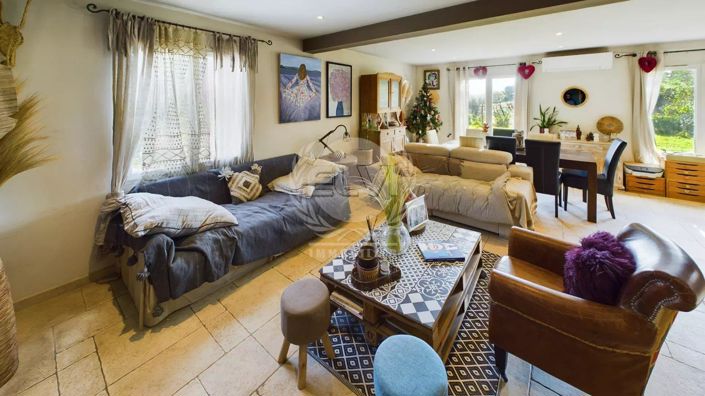 Image No.3-4 Bed House for sale