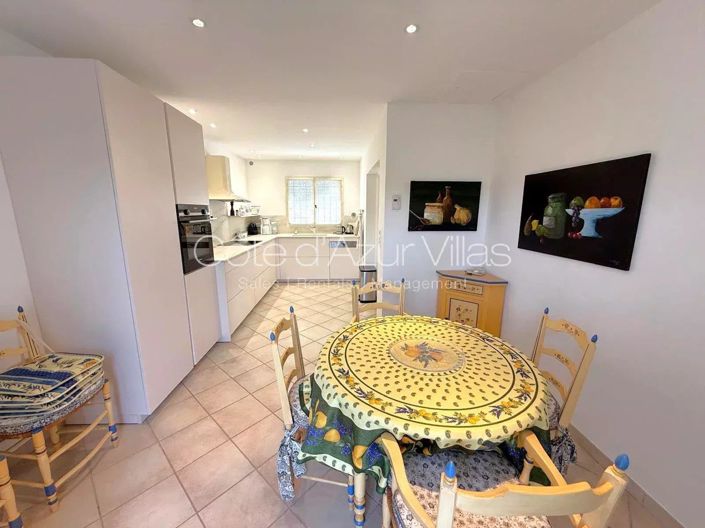 Image No.13-4 Bed House for sale