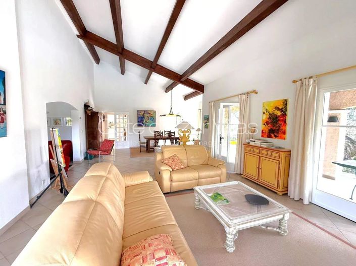 Image No.7-4 Bed House for sale