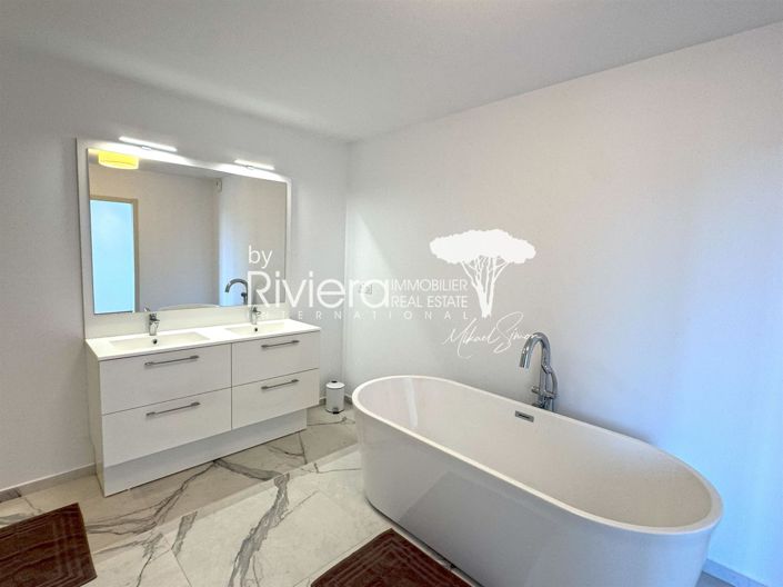 Image No.28-3 Bed Apartment for sale