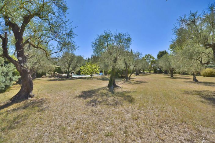 Image No.12-6 Bed House for sale