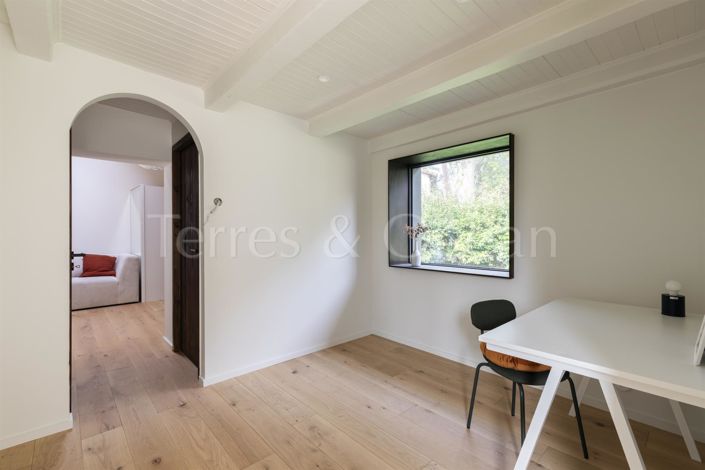 Image No.27-4 Bed House for sale