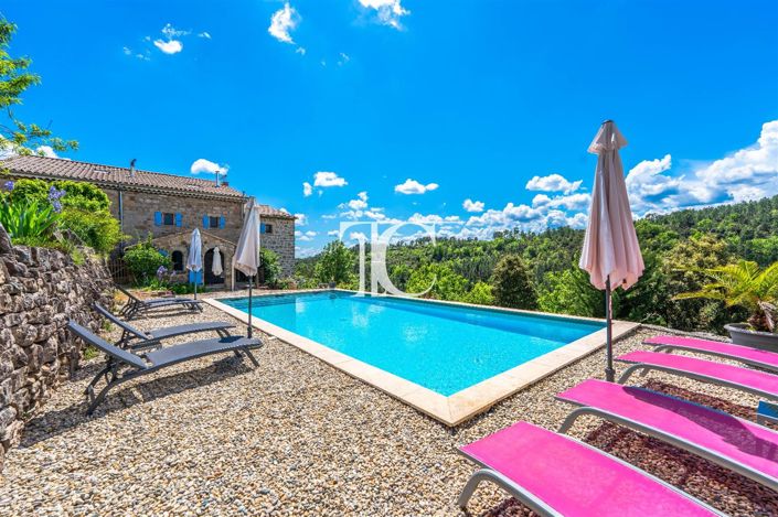 Image No.21-8 Bed House for sale