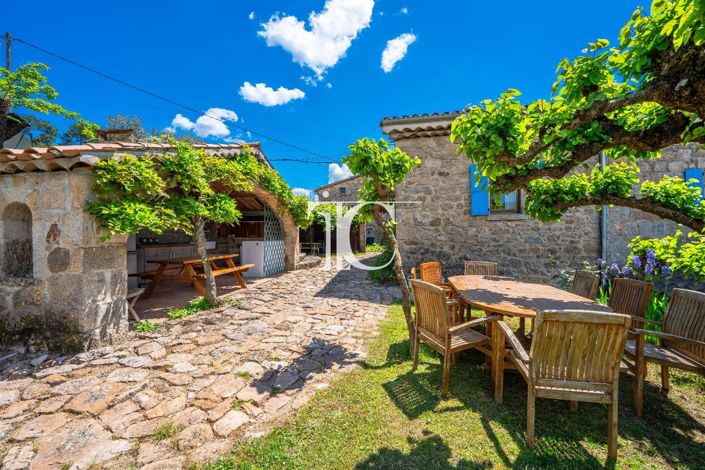 Image No.24-8 Bed House for sale