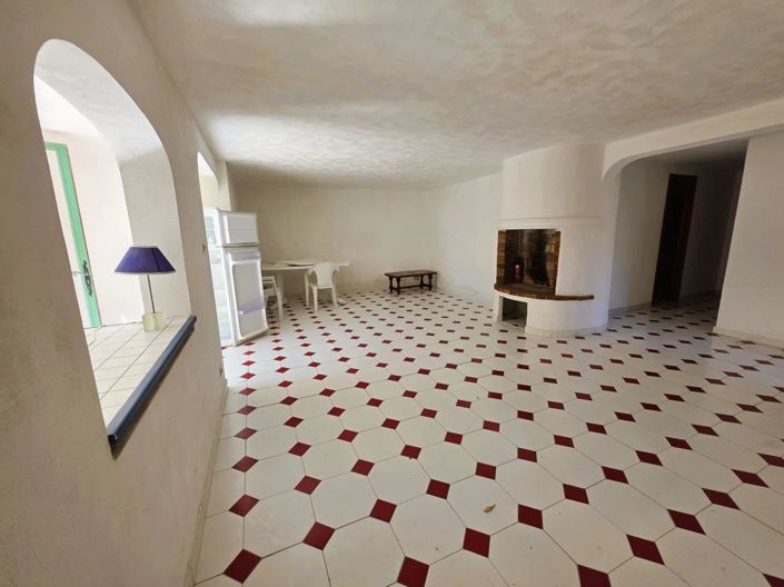 Image No.3-6 Bed House for sale