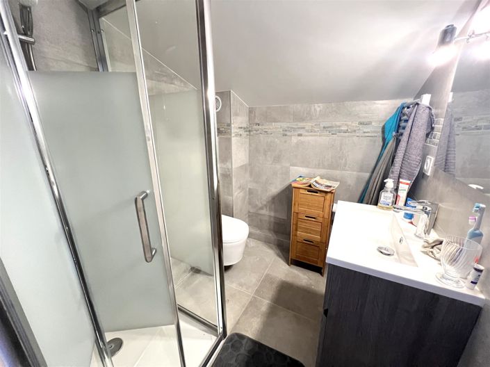 Image No.15-3 Bed Apartment for sale