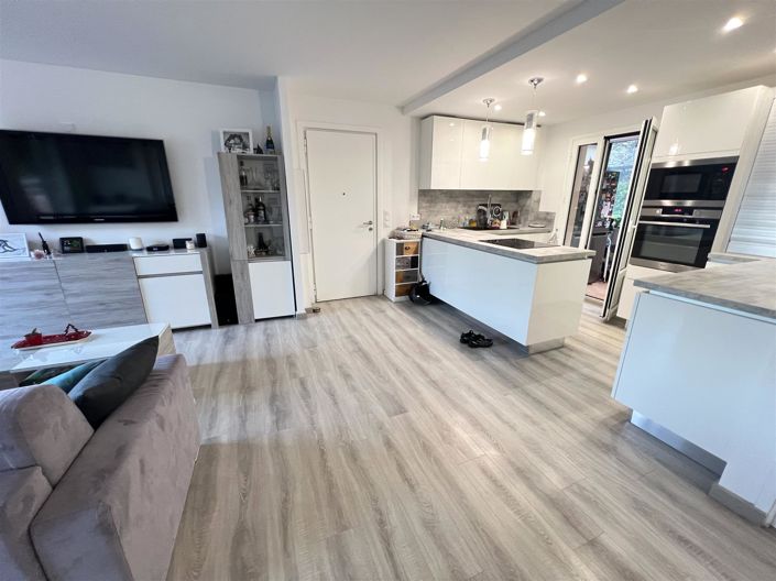 Image No.6-3 Bed Apartment for sale