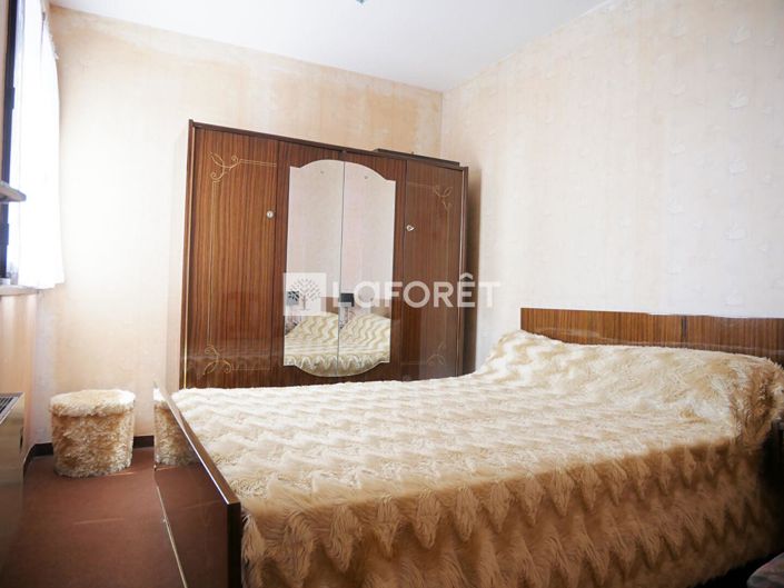 Image No.7-4 Bed House for sale