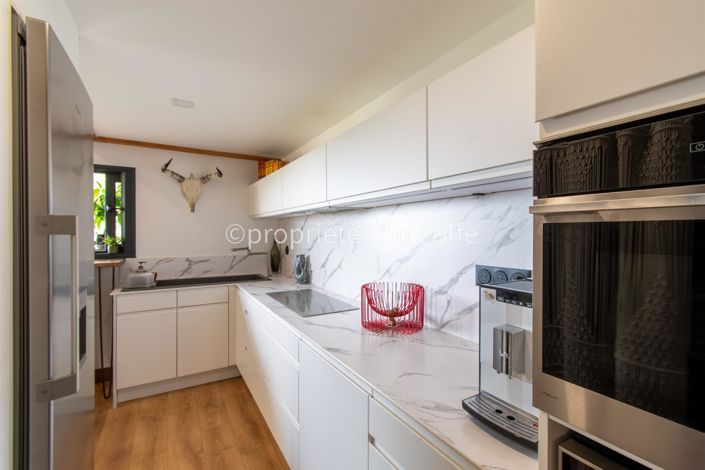 Image No.12-4 Bed House for sale