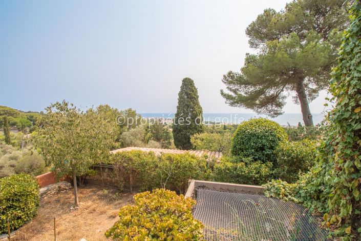 Image No.24-4 Bed House for sale