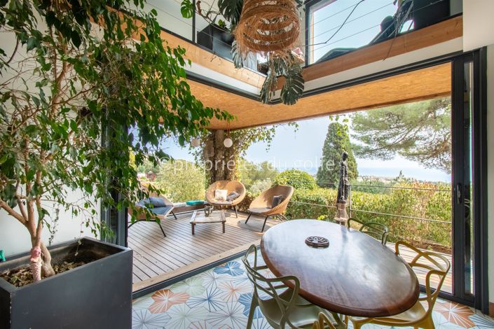 Image No.4-4 Bed House for sale