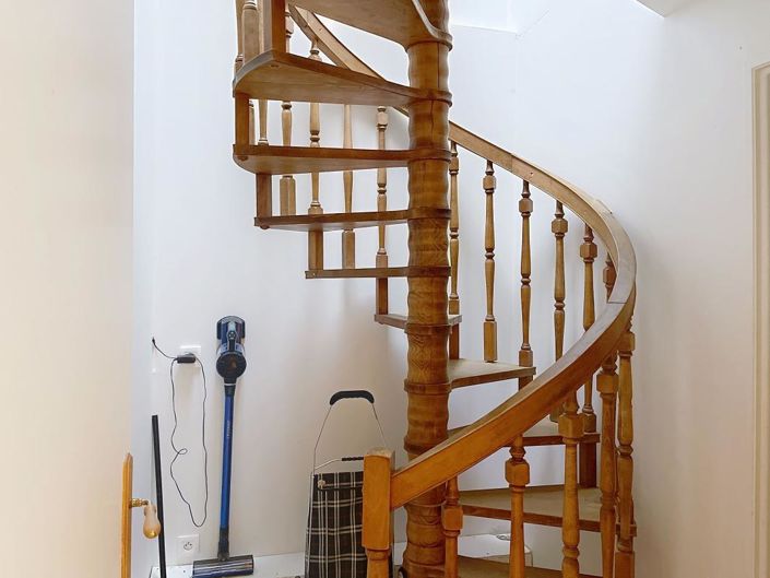 Image No.9-4 Bed House for sale