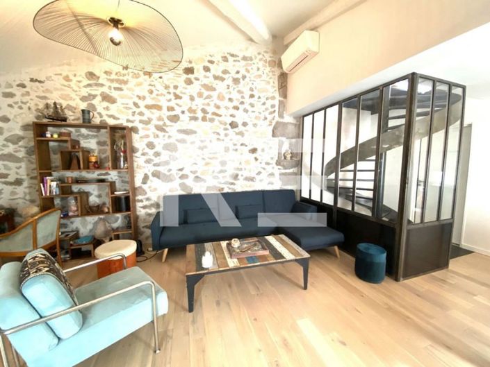 Image No.1-2 Bed House for sale