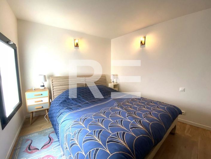 Image No.4-2 Bed House for sale