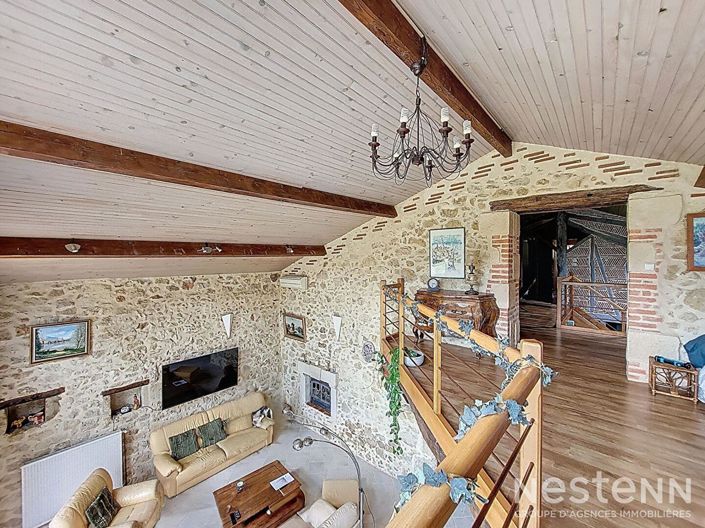 Image No.2-3 Bed House for sale