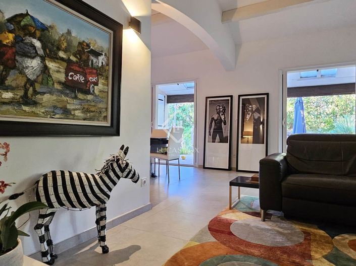 Image No.11-4 Bed House for sale