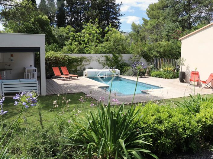 Image No.2-4 Bed House for sale