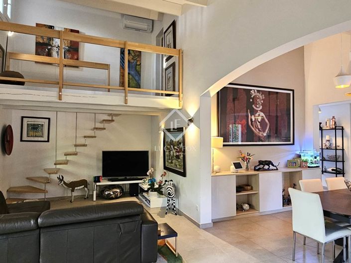 Image No.3-4 Bed House for sale