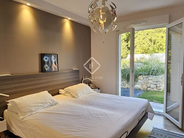 Image No.7-4 Bed House for sale