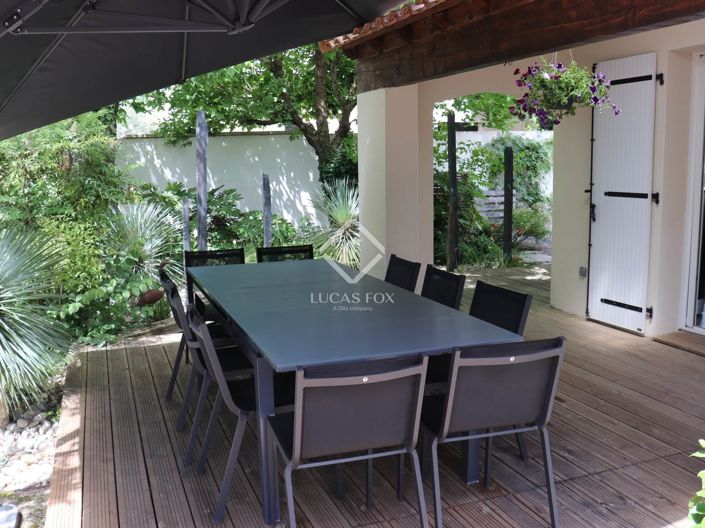 Image No.9-4 Bed House for sale