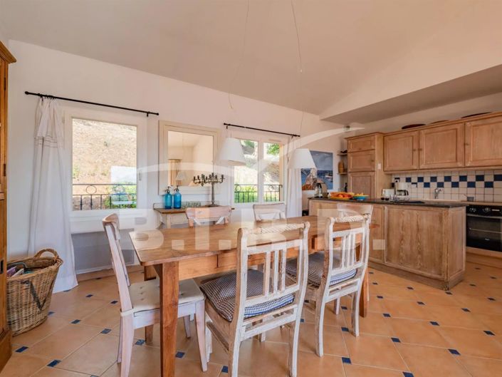 Image No.4-4 Bed Apartment for sale