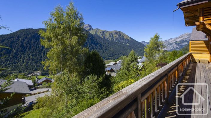 Image No.5-5 Bed Property for sale