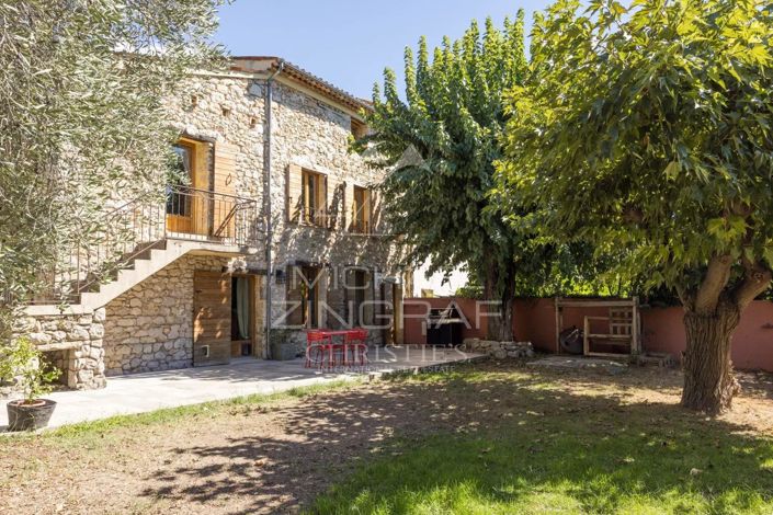 Image No.3-4 Bed House for sale