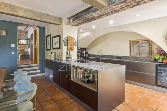 Image No.5-4 Bed House for sale