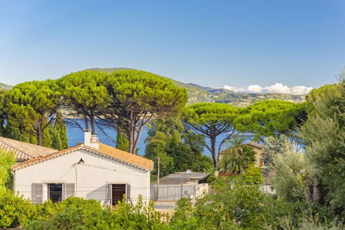 Image No.3-5 Bed House for sale