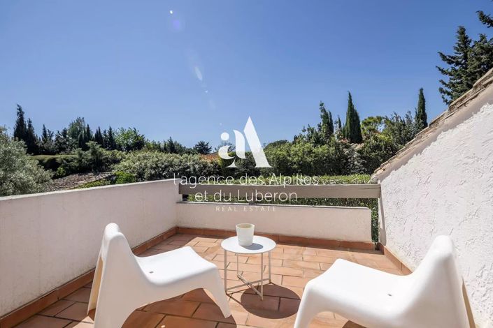 Image No.19-4 Bed House for sale